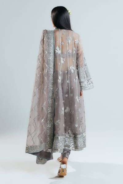 Hussain Rehar Grey sequin embroidered kurta set HUSFEB25D115922