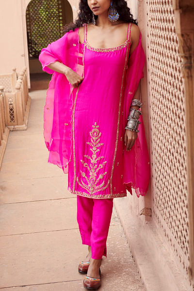 Hot pink zari embroidered strappy kurta set