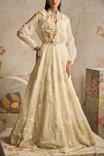 Ivory 3D floral blouse and skirt set