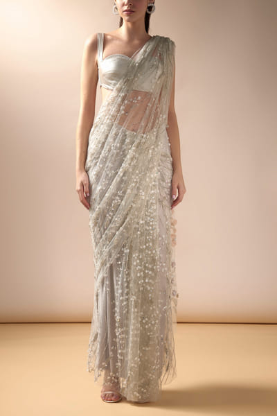 Esha Sethi Thirani Ivory 3D floral embellished sari set ESTAPR2317