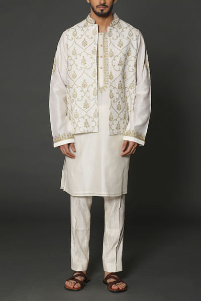 Ivory aari embroidered kurta jacket set