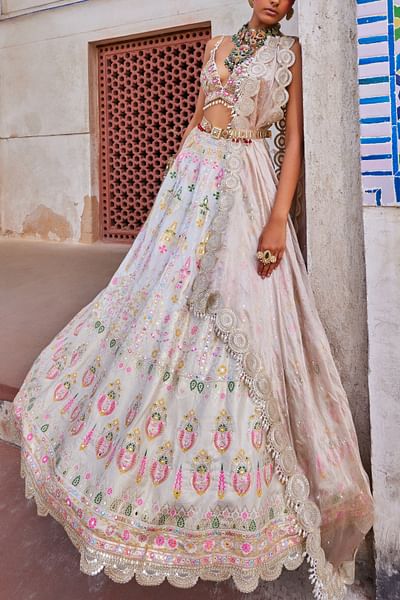 Ivory banarasi woven lehenga set