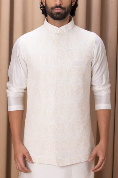 Ivory thread embroidery bandi 