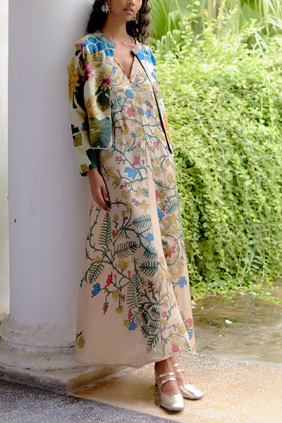 Ivory floral kalamkari hand painted dress set