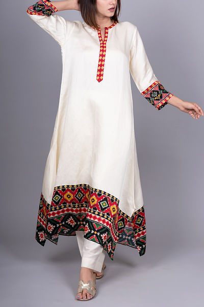 Ivory patola print asymmetric kurta