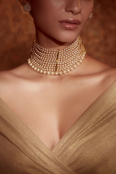 Ivory pearl embellished layered choker