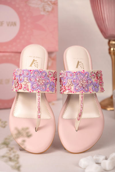 Lilac floral embroidery kolhapuri flats