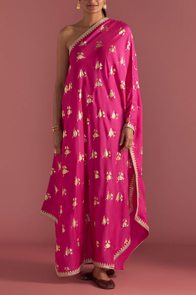 Magenta foil print one-shoulder kaftan