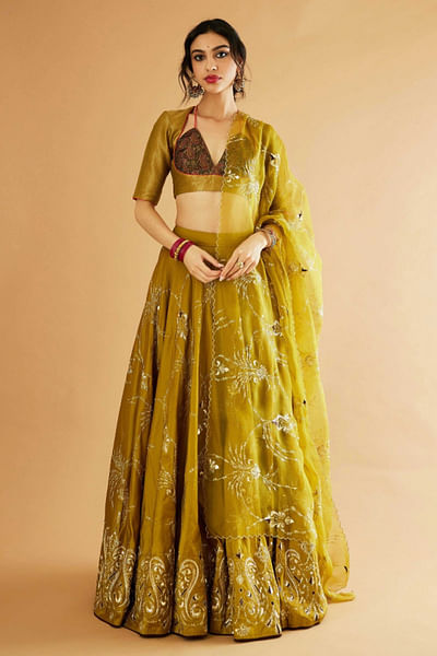 Mehendi kaarchob embroidered lehenga set