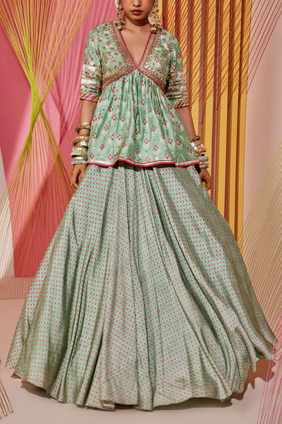 Mint motif print peplum and skirt