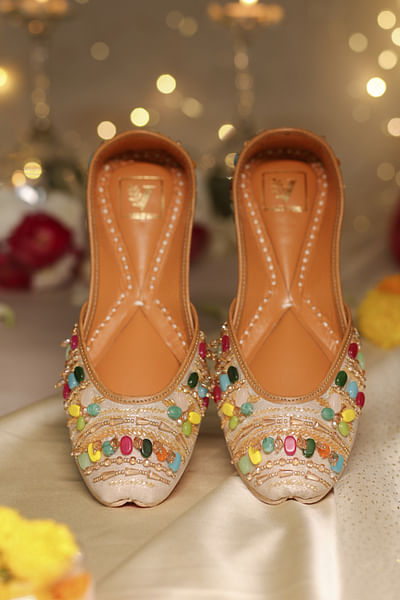 Multicolour crystal and bead embroidery juttis