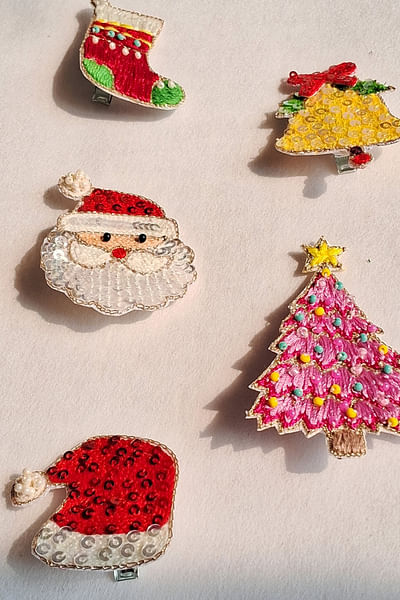 Multicolour embroidery Christmas hair clip set