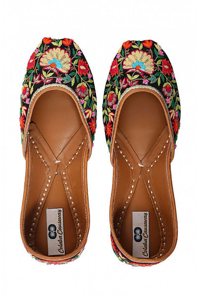 Multicolour floral embroidered leather juttis