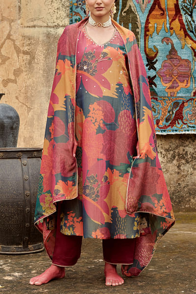 Multicolour floral print kurta set
