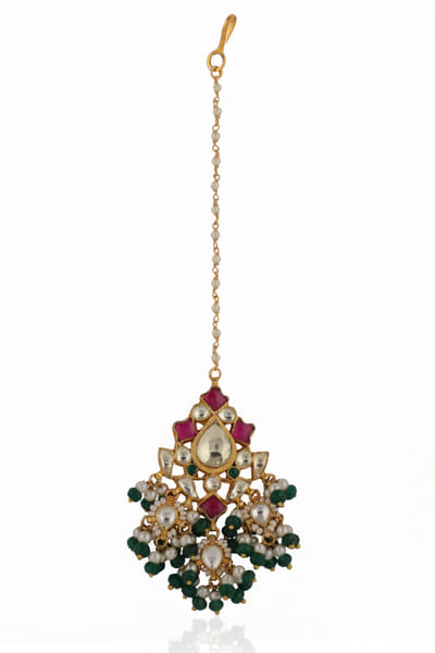 Multicolour jadtar stone maang tikka