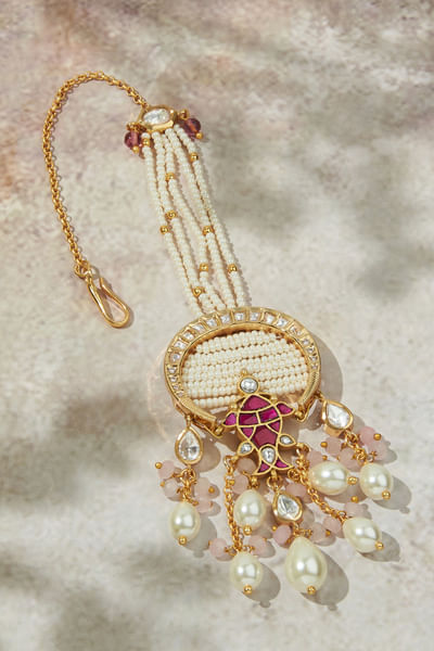 Multicolour pearl and kundan embellished maang tikka