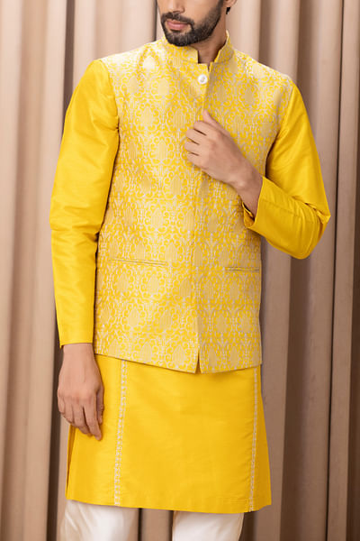 Mustard thread embroidered bandi