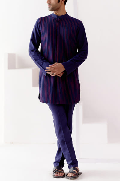 Devnaagri Navy blue pintuck and thread detail kurta set DEVOCT23MEN014