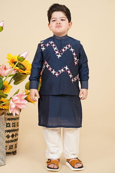 Navy blue zig-zag embroidery bandhgala kurta set