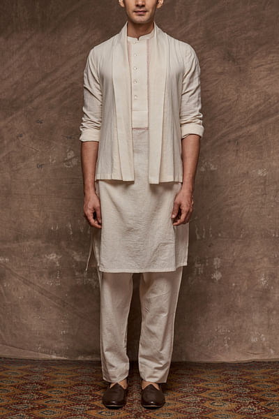 Off-white cotton cape and kurta set