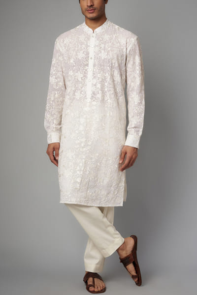 Off-white floral embroidery kurta set