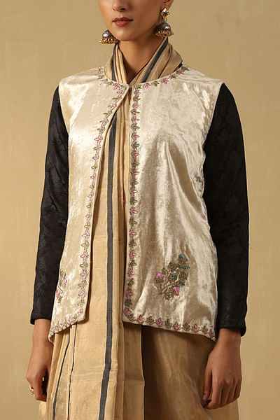Off-white floral zardozi embroidery jacket