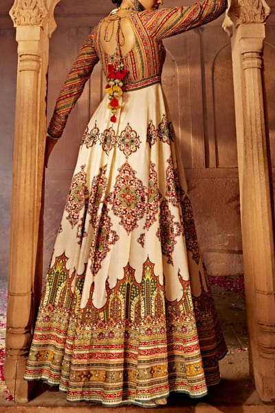 Kalista Off-white Persian floral print anarkali set KTAAUG23016