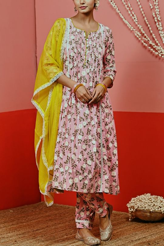 Myaara
