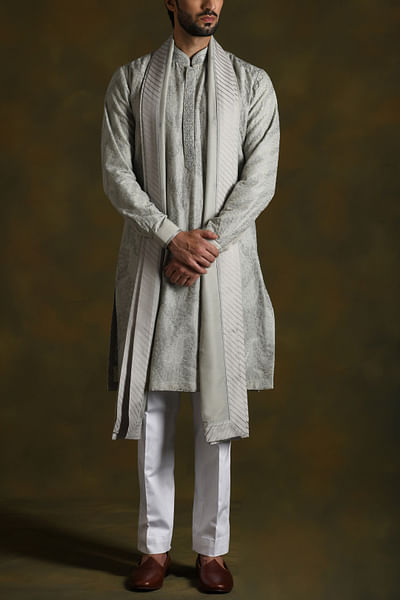 Pearl grey leaf embroidery kurta set
