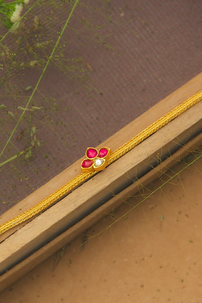 Pink and gold floral kundan bracelet