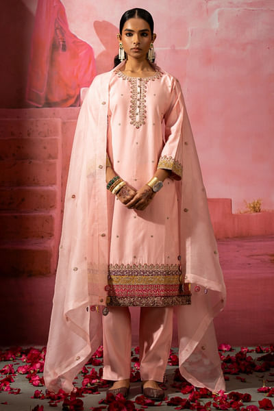 Pink floral embroidered kurta set