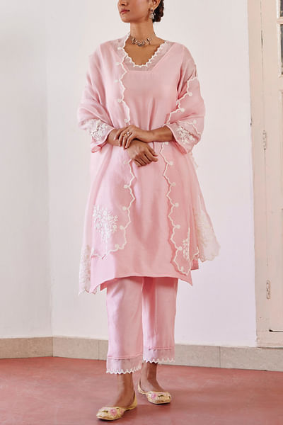 Pink floral motif embroidered kurta set
