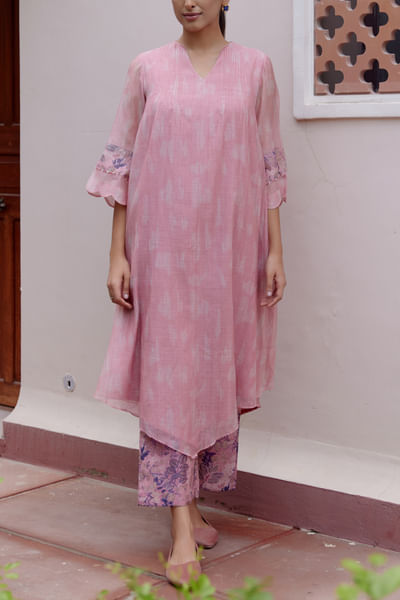 Pink floral printed pintuck kurta set