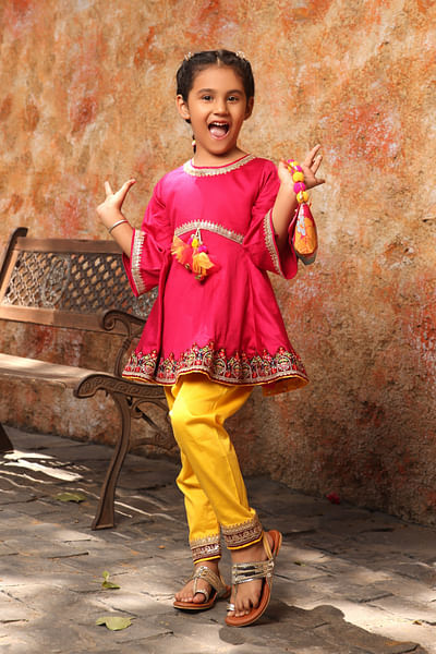 Pink thread and sequin embroidery kurta set