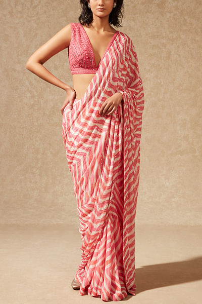 Pink wavy chevron printed sari set