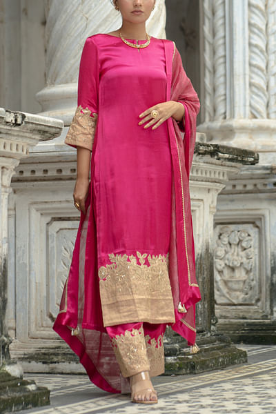 Pink zari embroidered straight kurta set