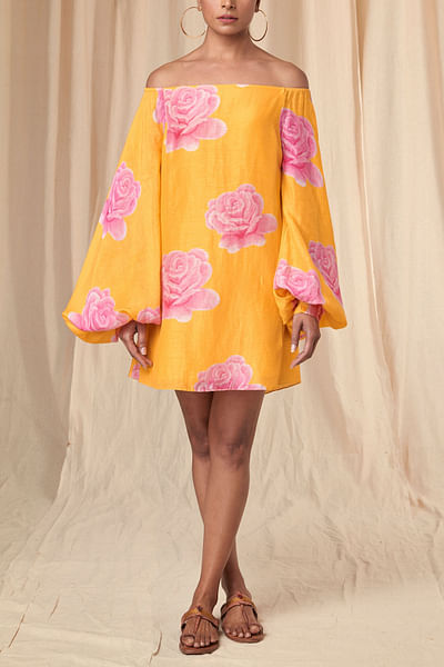 Pollen yellow rose printed off-shoulder short dress