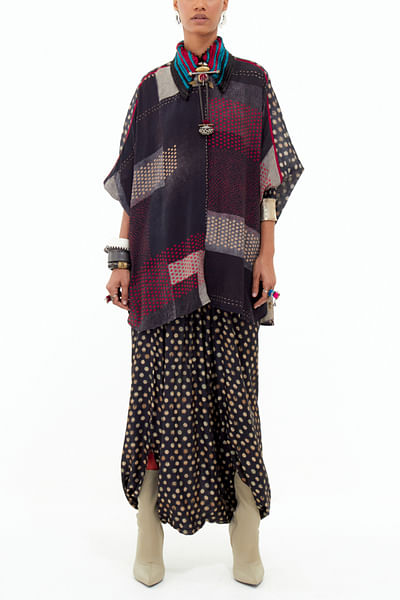 Printed anti-fit shirt and pants