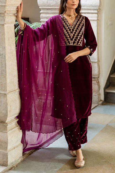 Purple zardozi embroidery kurta set