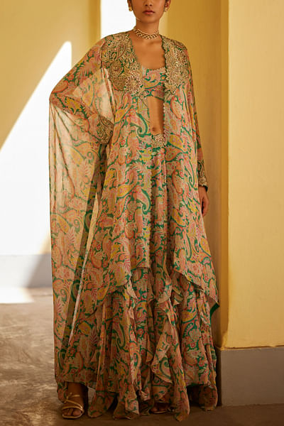 Rama green paisley resham embroidered cape set