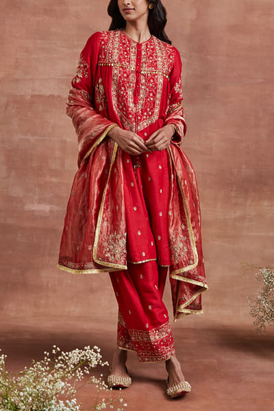 Red aari embroidery kurta set