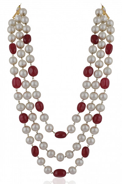 Red and white bead layered necklace