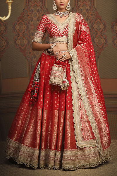 Red banarasi lehenga set