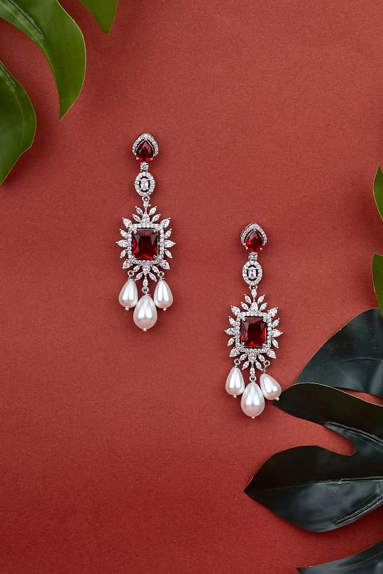 VIVINIA by Vidhi Mehra