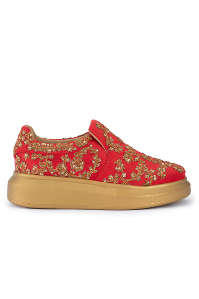Anaar Red dabka pitta embroidery sneakers ANRJUN23D1003