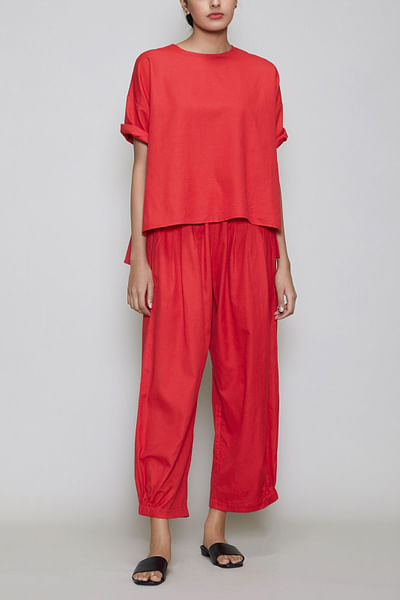 Red easy-fit cotton co-ords