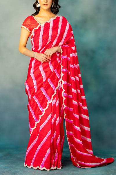 Red embroidered leheriya sari set
