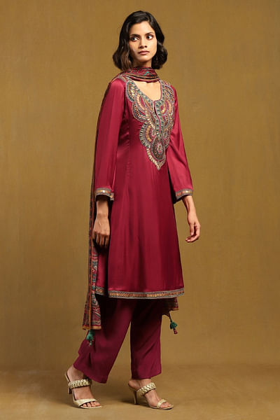 Red embroidery kurta set
