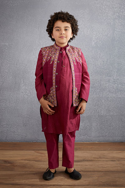 Red floral embroidery bandi kurta set