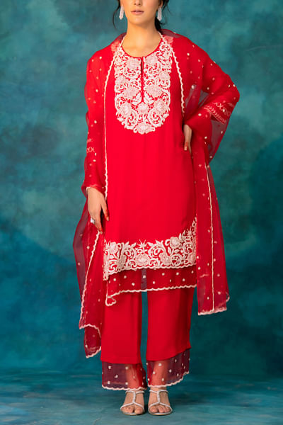 Red floral embroidery kurta set